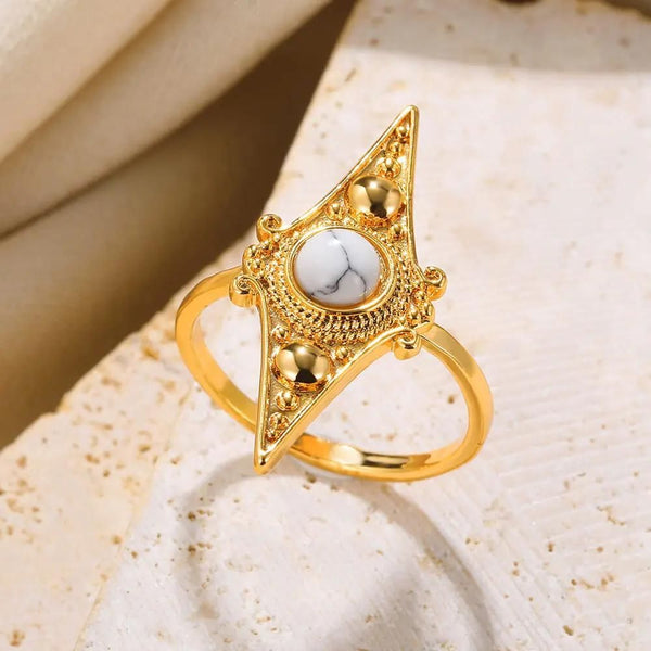 bague pierre blanche priscilla